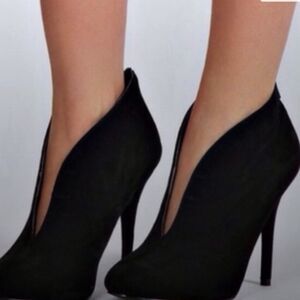 Aldo Elegant Black Heeled Boots
